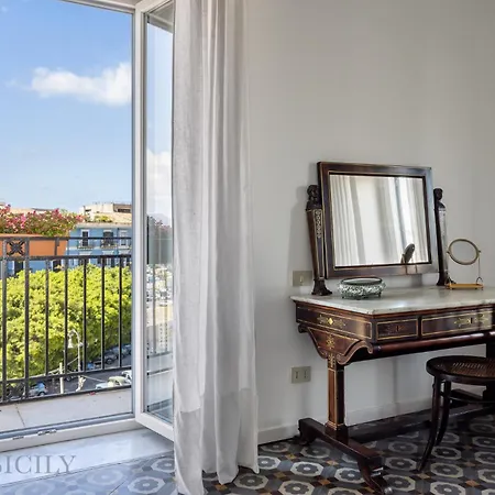 Palazzo Fatta By Domusicily Apartment *