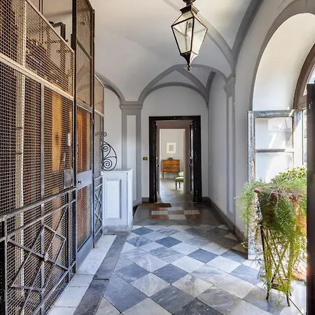 Apartment Palazzo Fatta By Domusicily